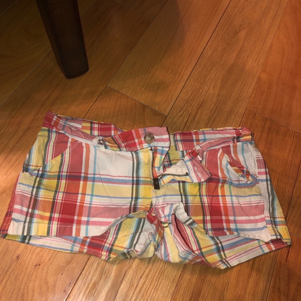 Plaid Shorts from Hollister. Size is a 0 Stretch. #y2k